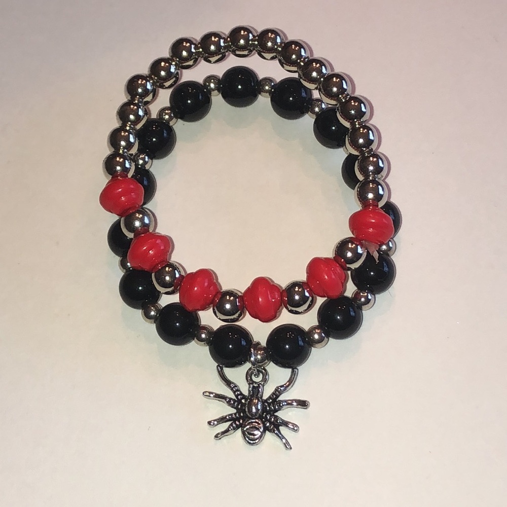 Red and Black Silver Tone Beaded Spider Charm Bracelet - Picture 2 of 4